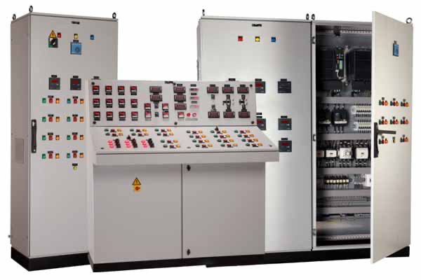 Quadros elétricos e painel de controlo